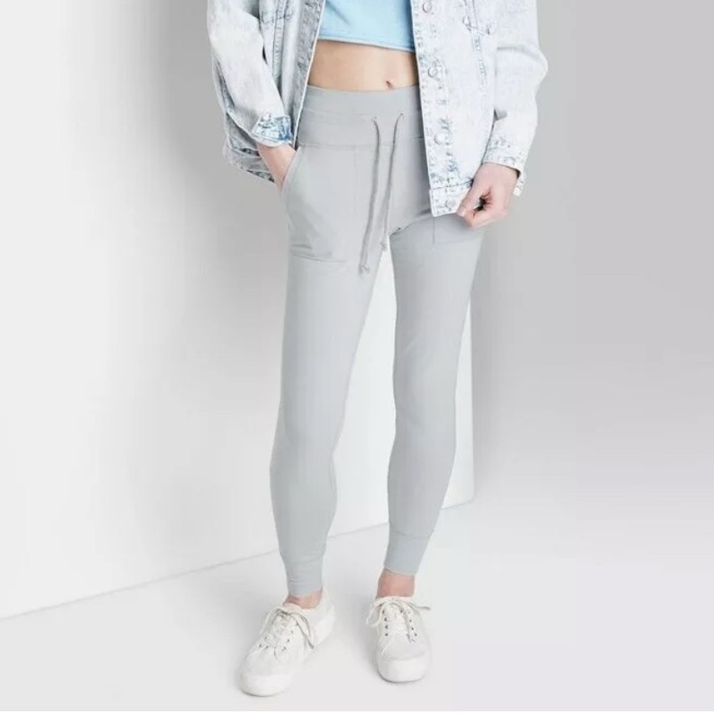 Wild Fable High Waisted Pocket Leggings XL Light Grey Lounge Pants Slim Joggers